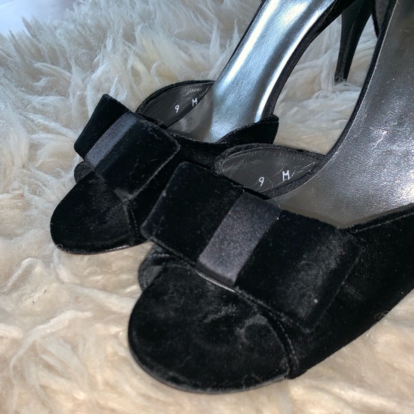 Stuart Weitzman Shoes - Never Worn! Stuart Weiztman Velvet Peep Heel